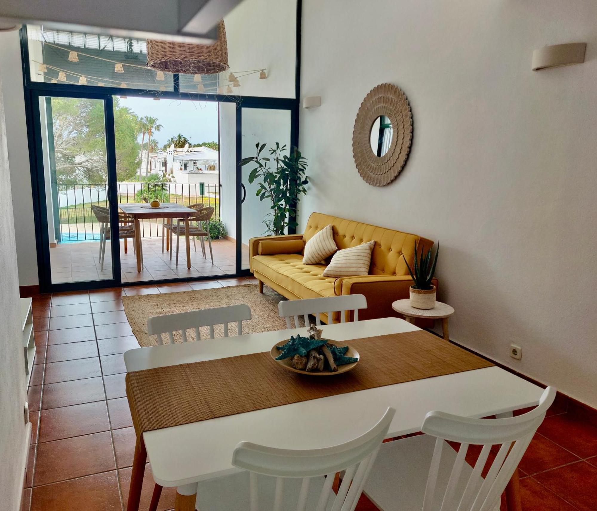 Casa Tortuga Con Piscina Com Apartment Кала'н Бош Екстериор снимка