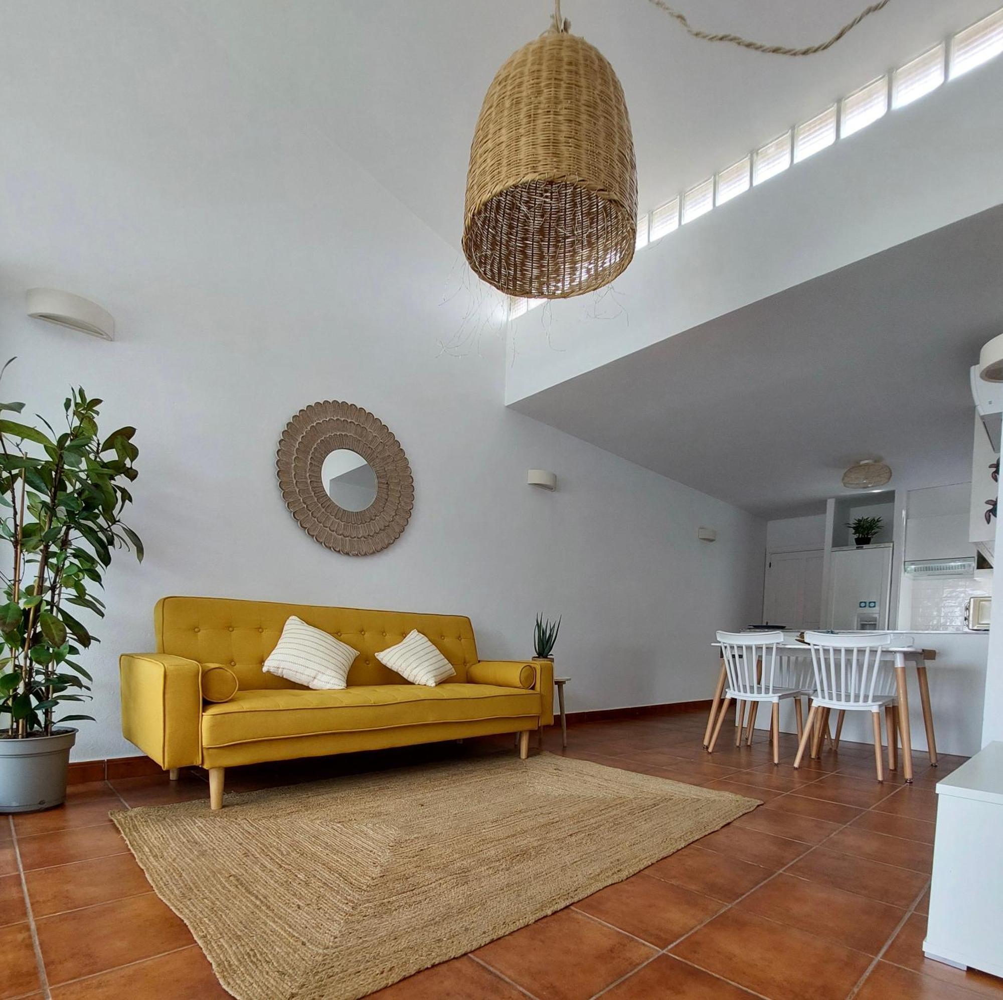 Casa Tortuga Con Piscina Com Apartment Кала'н Бош Екстериор снимка