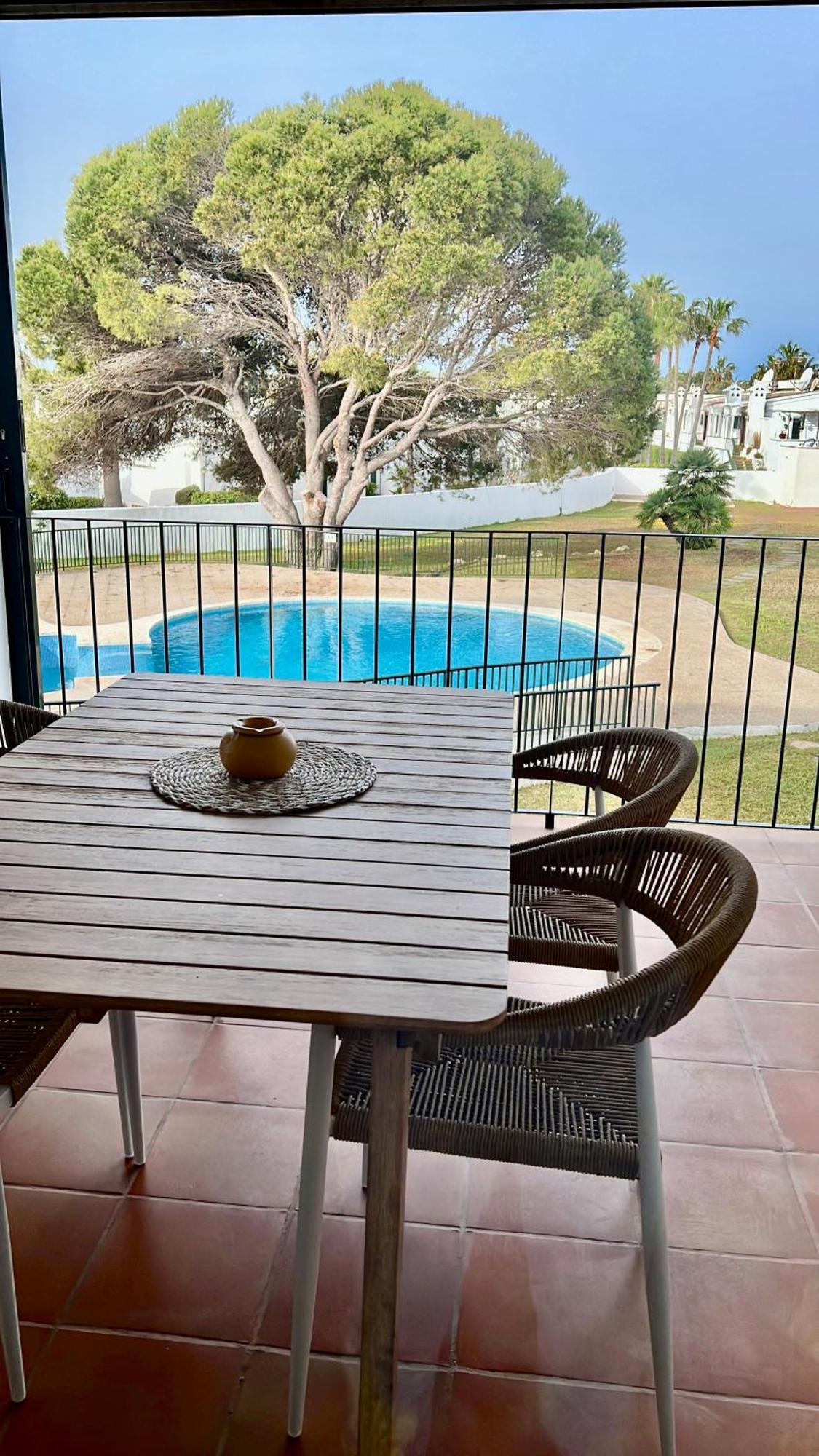 Casa Tortuga Con Piscina Com Apartment Кала'н Бош Екстериор снимка