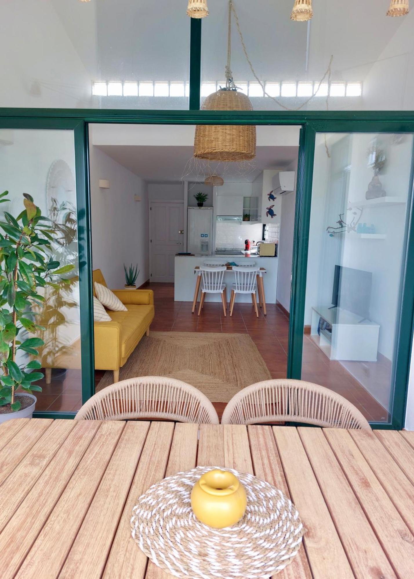 Casa Tortuga Con Piscina Com Apartment Кала'н Бош Екстериор снимка
