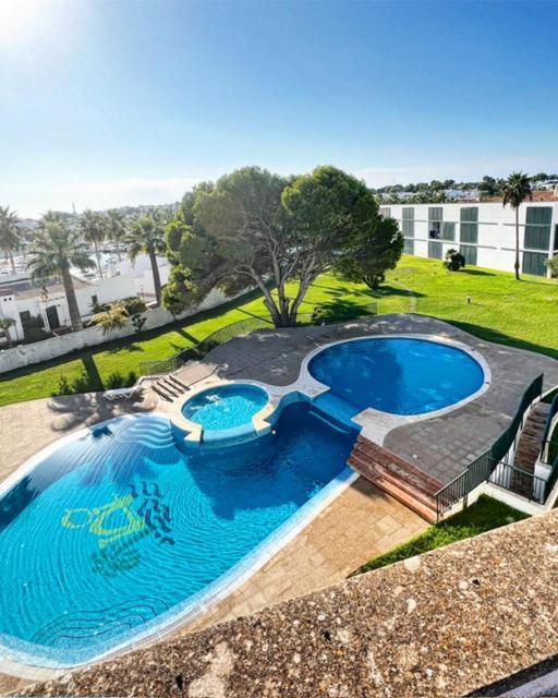 Casa Tortuga Con Piscina Com Apartment Кала'н Бош Екстериор снимка