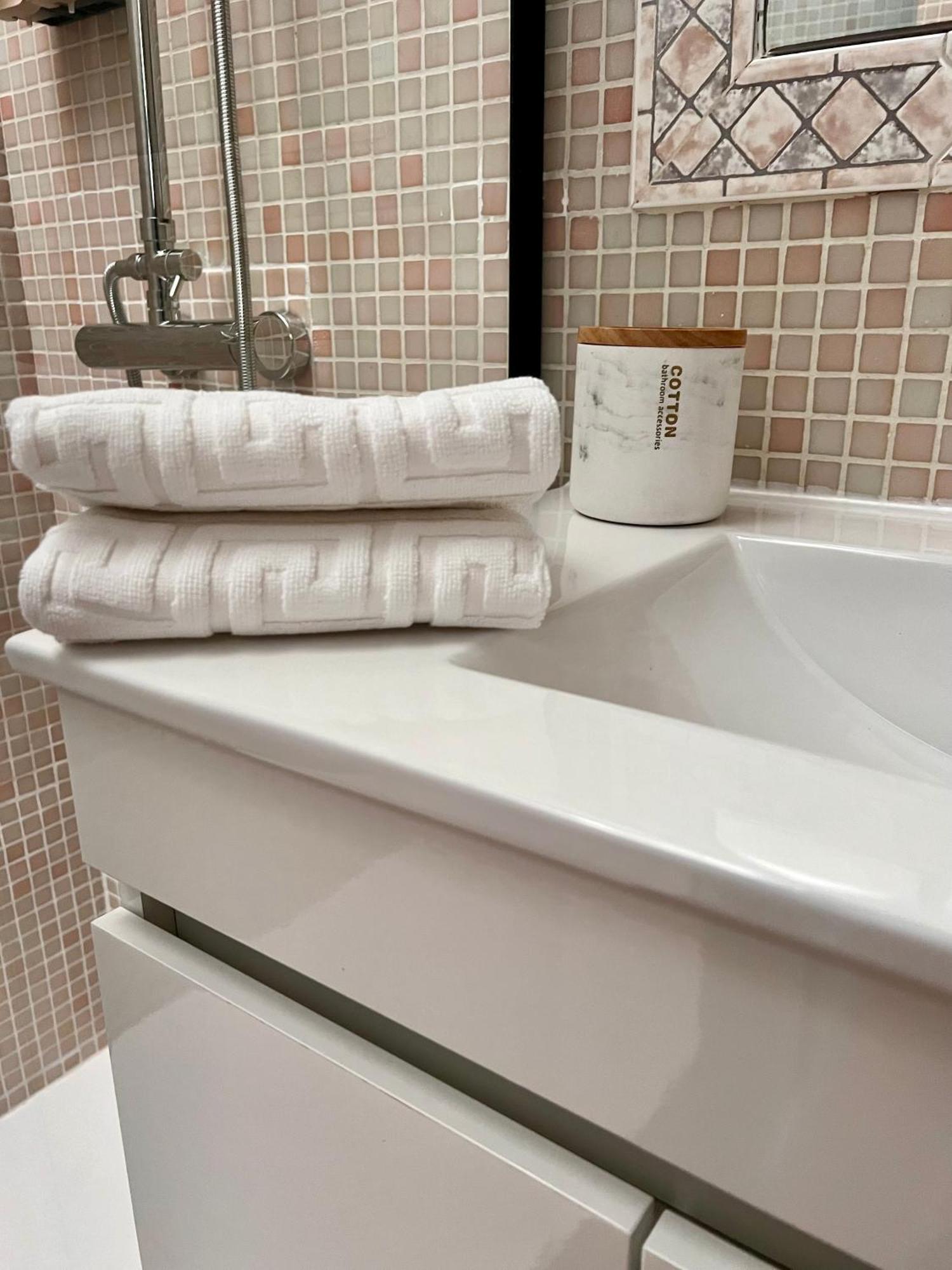 Casa Tortuga Con Piscina Com Apartment Кала'н Бош Екстериор снимка