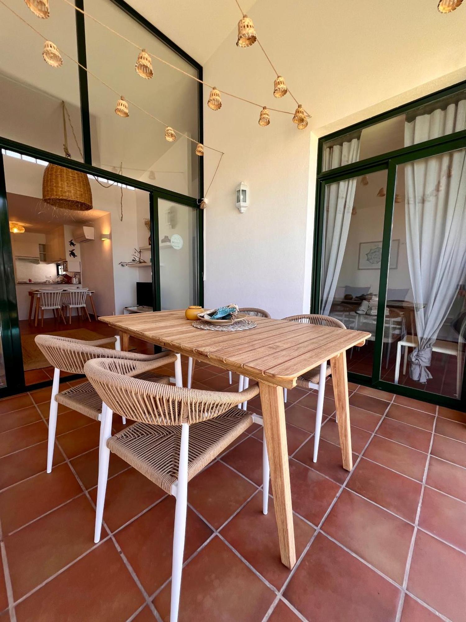 Casa Tortuga Con Piscina Com Apartment Кала'н Бош Екстериор снимка